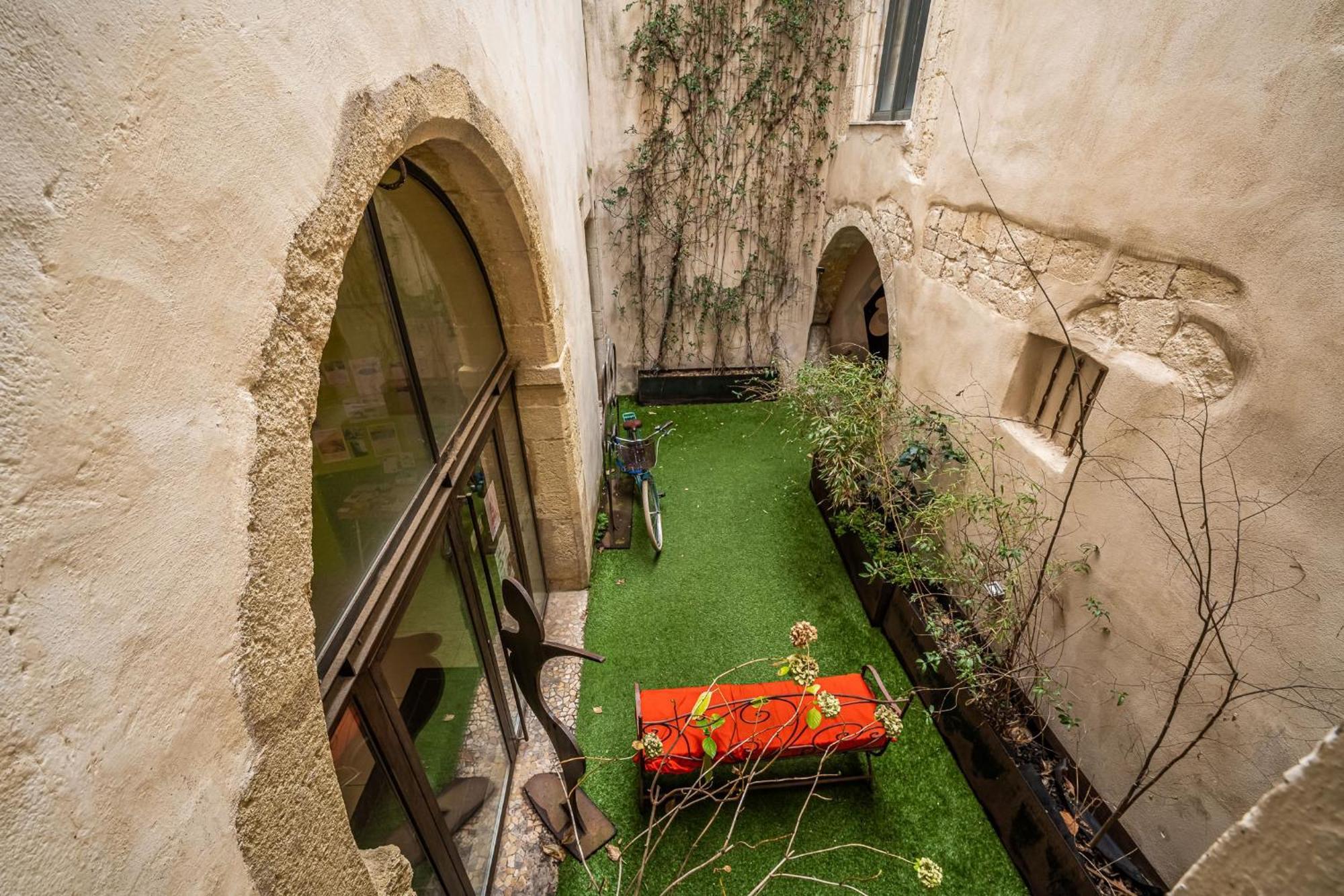 Le Couvent Des Ursulines - Penthouse Climatise Piscine Narbonne